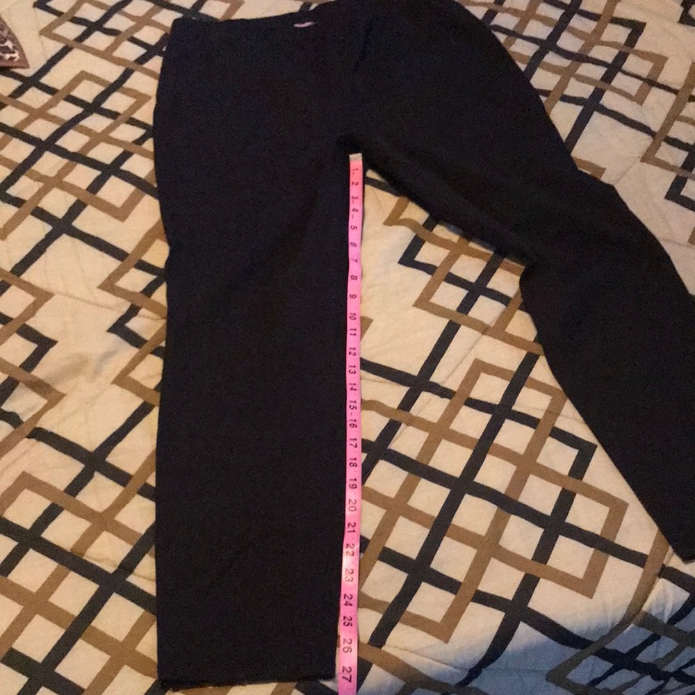 Black pull on pants.